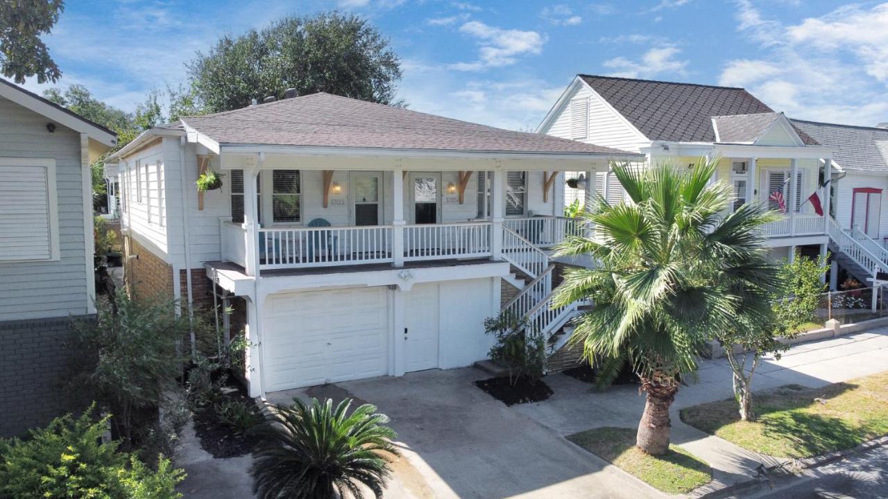 2 Kitchens,2 Living Rooms,4 Bedrooms-Close To All! Galveston Eksteriør bilde