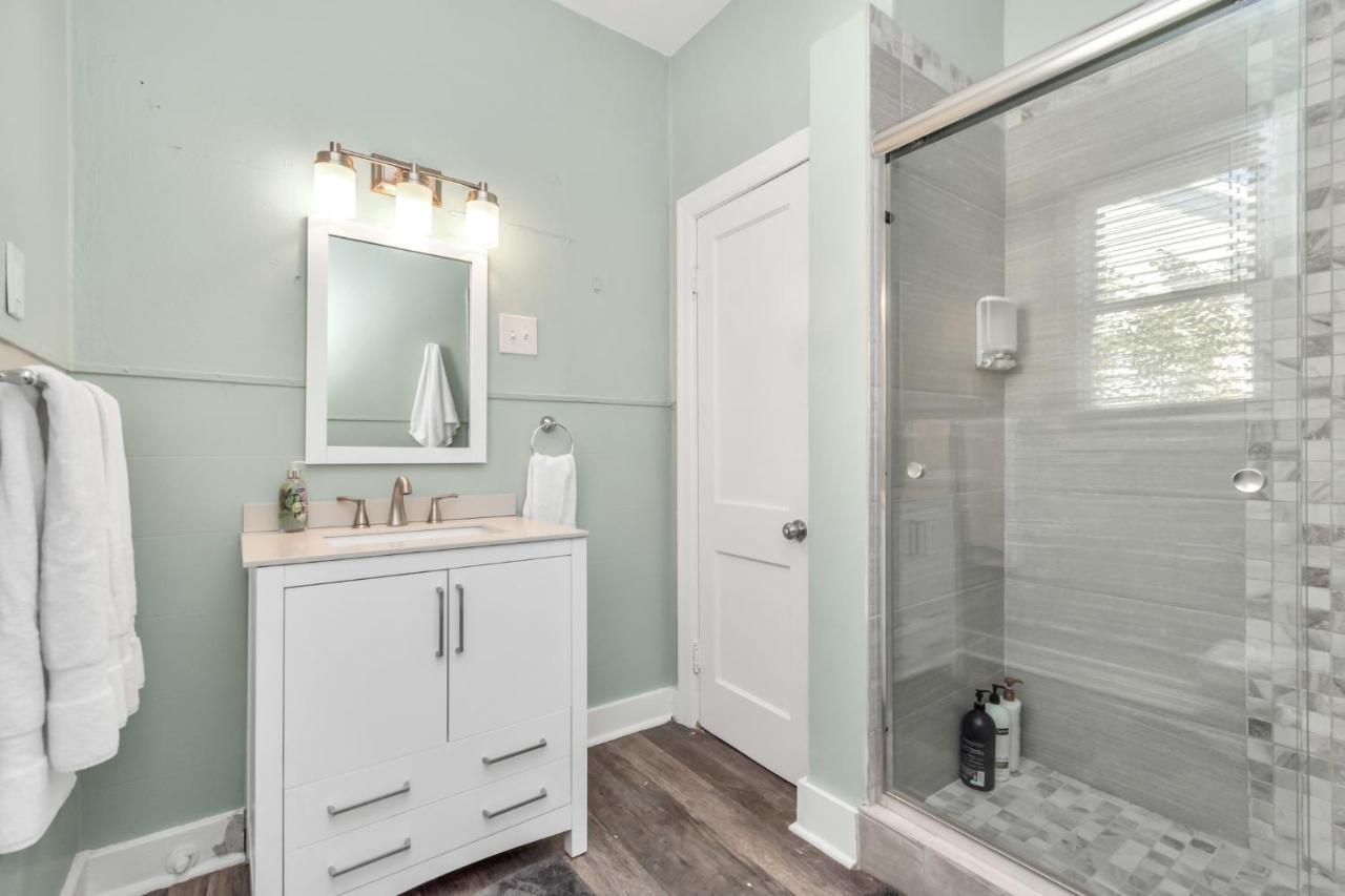 2 Kitchens,2 Living Rooms,4 Bedrooms-Close To All! Galveston Eksteriør bilde