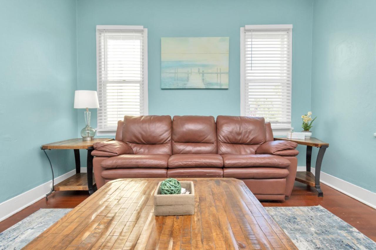2 Kitchens,2 Living Rooms,4 Bedrooms-Close To All! Galveston Eksteriør bilde