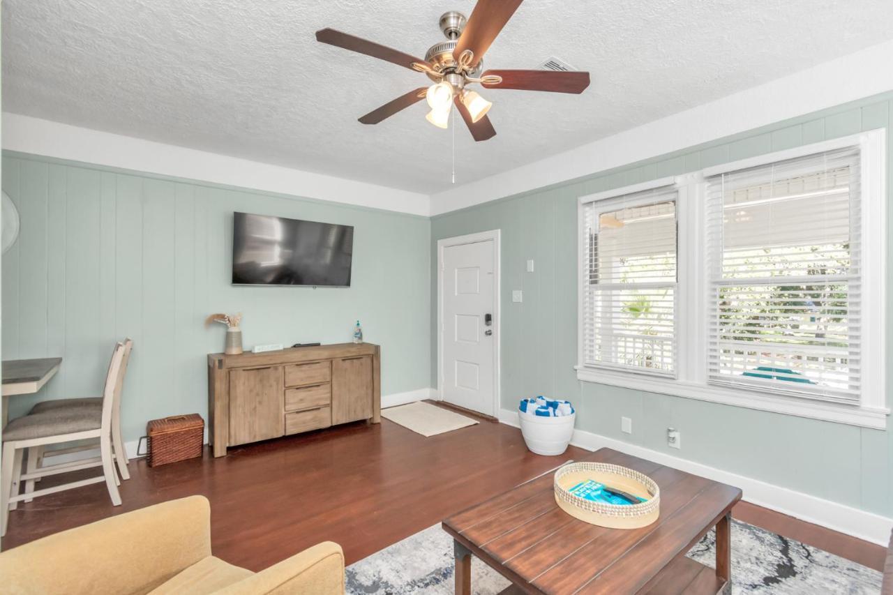 2 Kitchens,2 Living Rooms,4 Bedrooms-Close To All! Galveston Eksteriør bilde