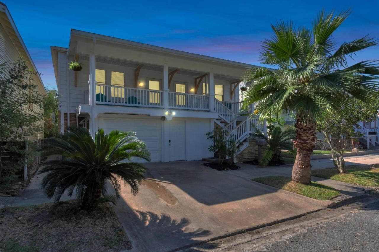 2 Kitchens,2 Living Rooms,4 Bedrooms-Close To All! Galveston Eksteriør bilde